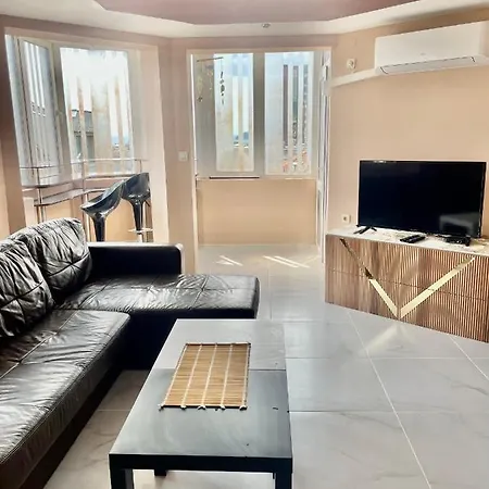 Sea View / Sea Garden Maisonette Varna